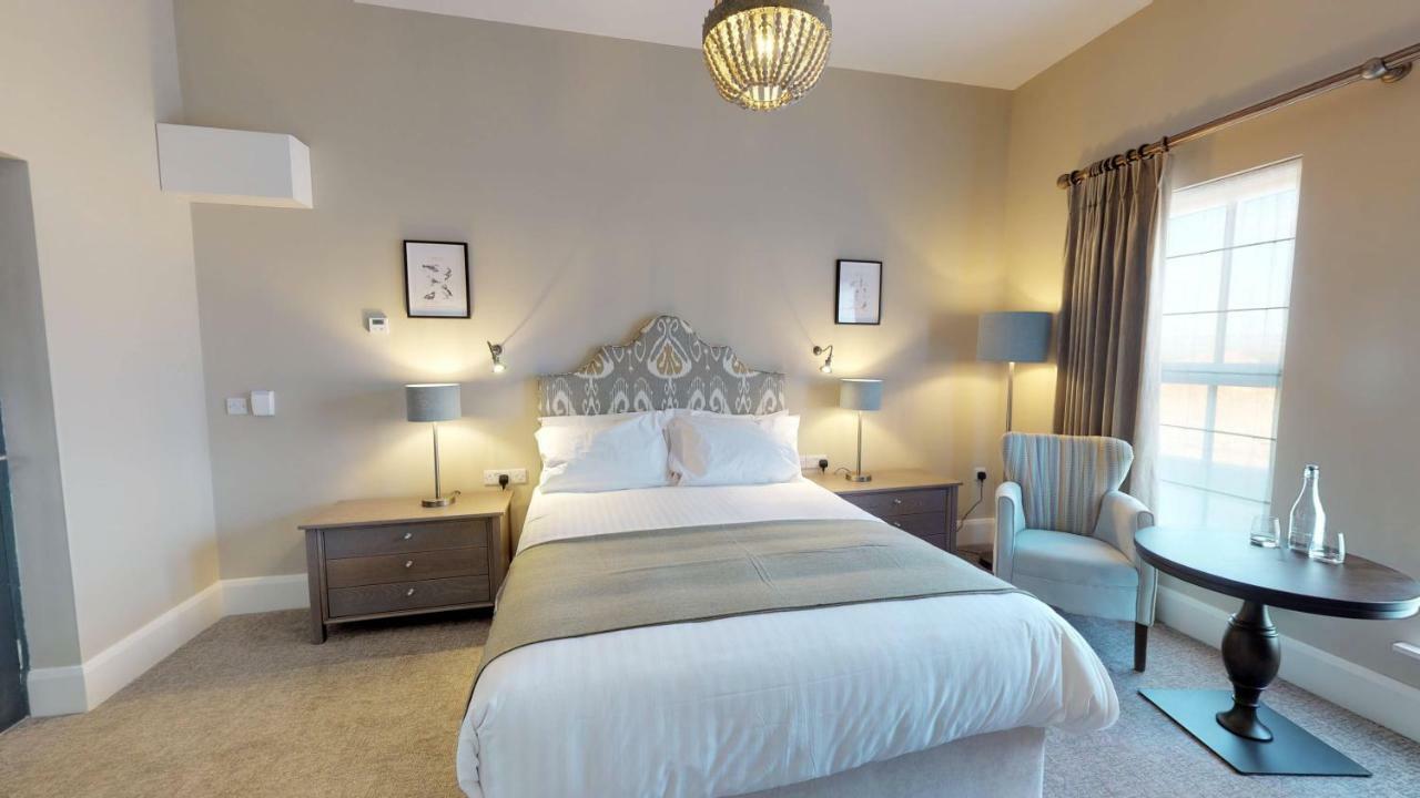 The Salthouse Hotel Ballycastle Bagian luar foto
