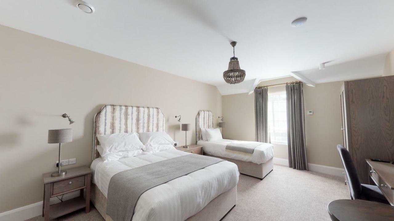 The Salthouse Hotel Ballycastle Bagian luar foto