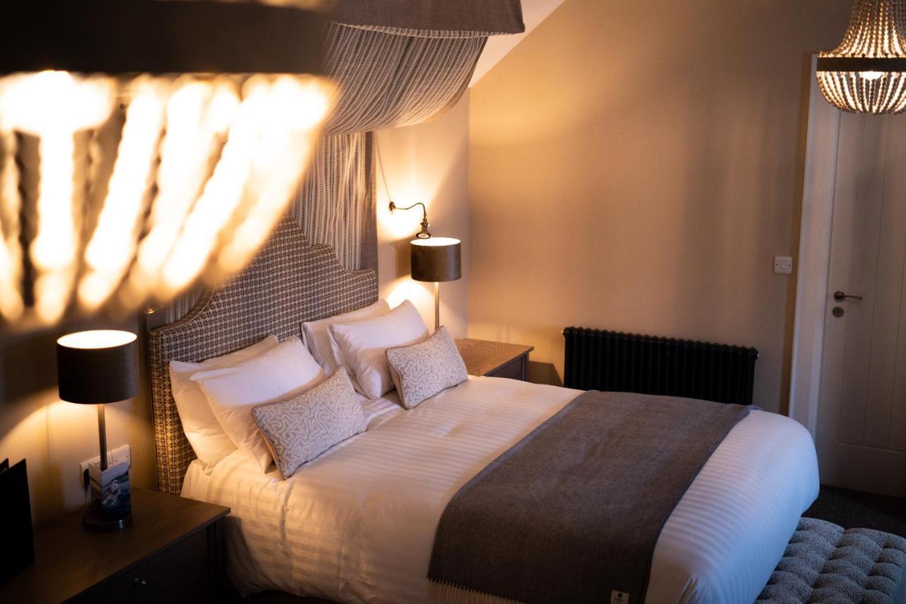 The Salthouse Hotel Ballycastle Bagian luar foto